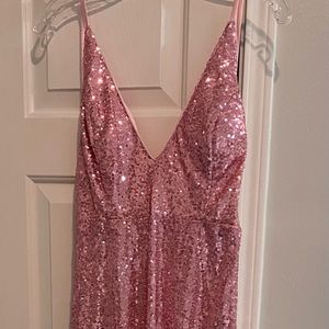 NEVER WORN - Pink Sequin Prom Dress Size 6/8.